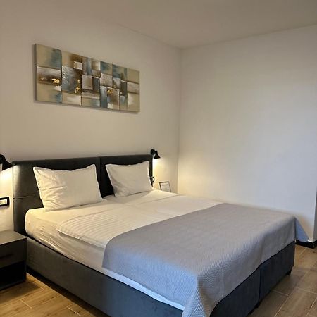 Crolivia Apartments Near Arena, Center Of Пула Екстериор снимка